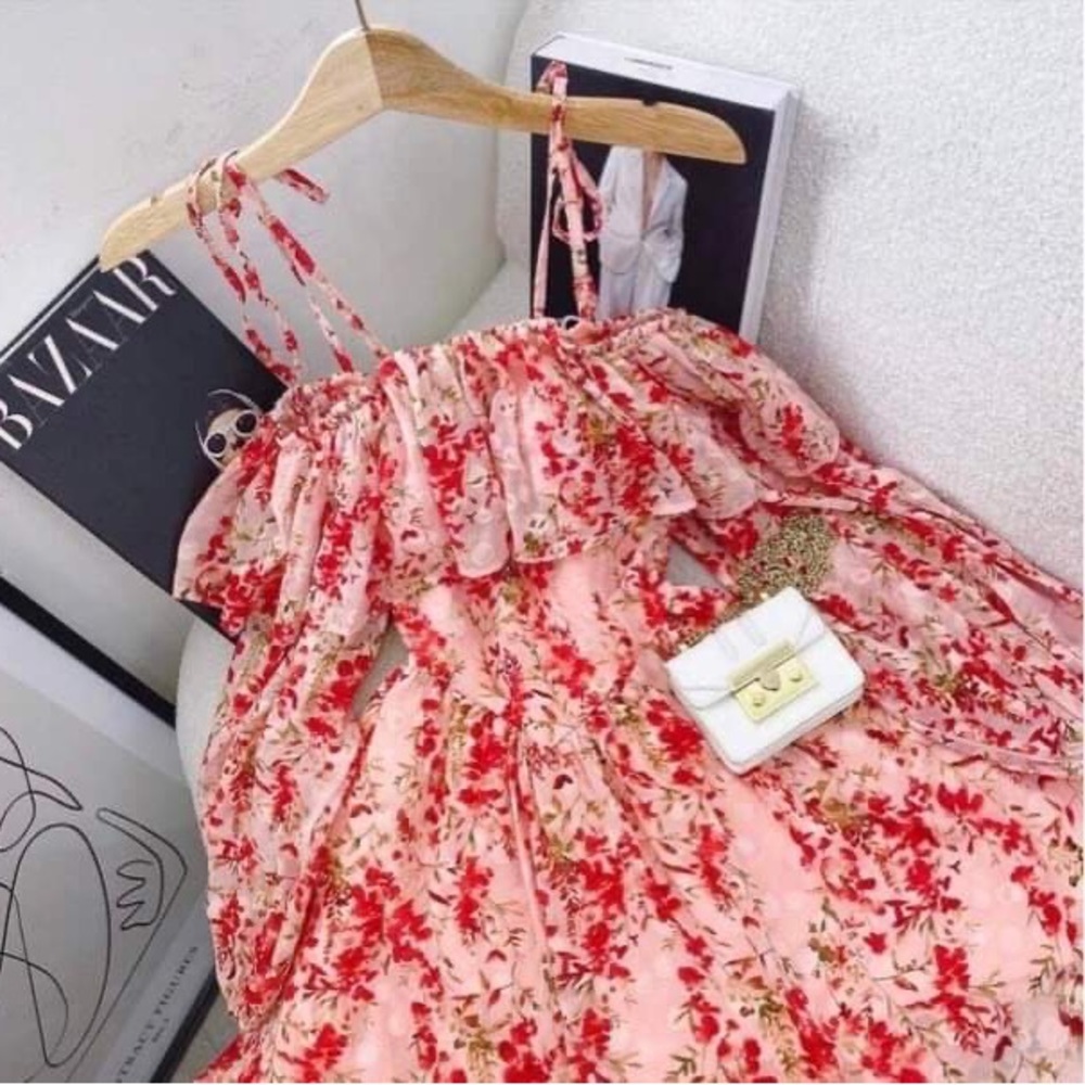 Beautiful Pink Flower loong sleeve dress blouse